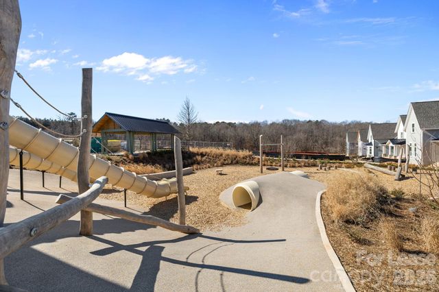 7102 Westrow Avenue, Charlotte, NC 28278