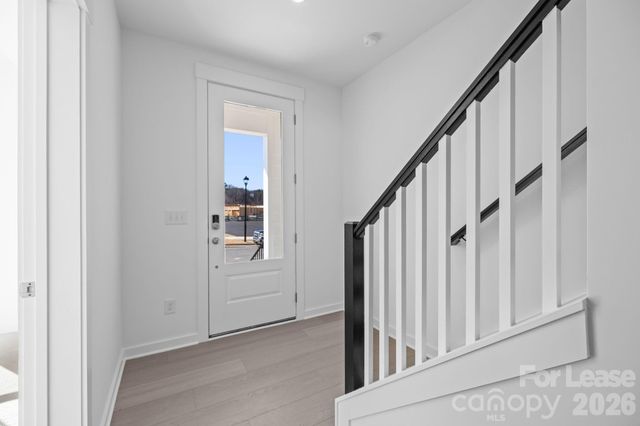 7102 Westrow Avenue, Charlotte, NC 28278