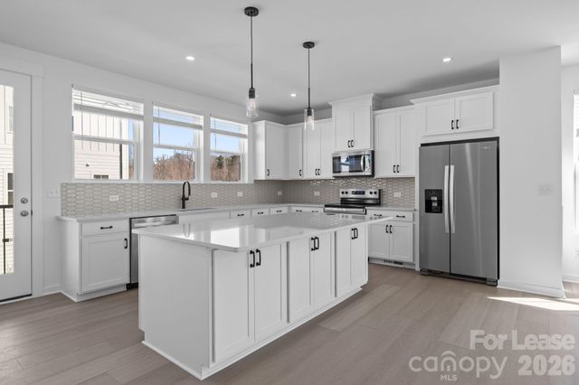 7102 Westrow Avenue, Charlotte, NC 28278