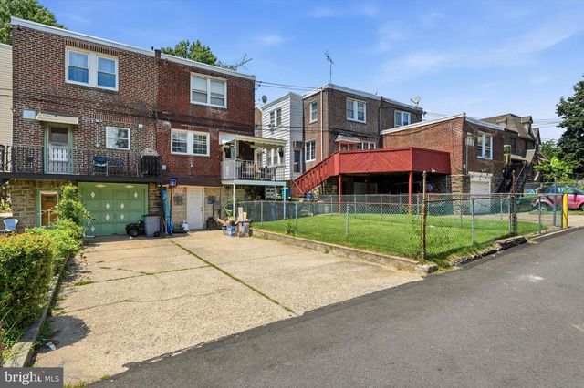 955 ALLENGROVE ST, Philadelphia, PA 19124