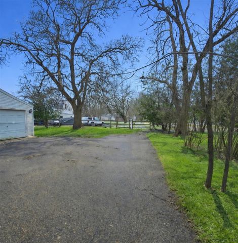 217 Lincoln Street, Allegan, MI 49010