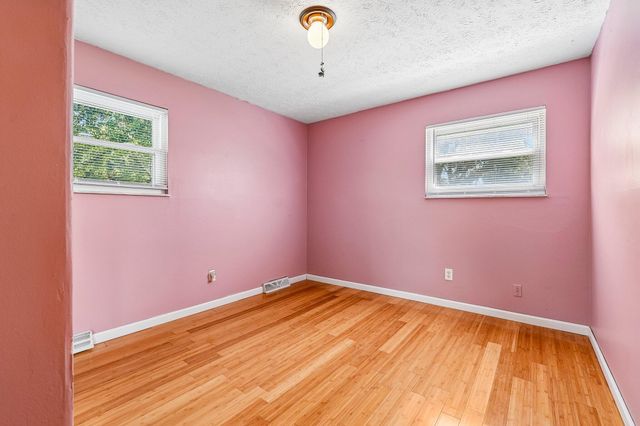 10066 Squire Drive, Florence, KY 41042