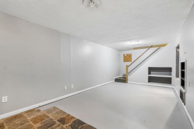 10066 Squire Drive, Florence, KY 41042