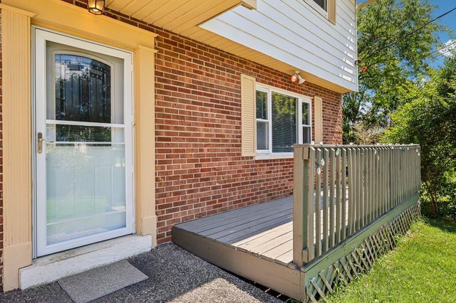 10066 Squire Drive, Florence, KY 41042