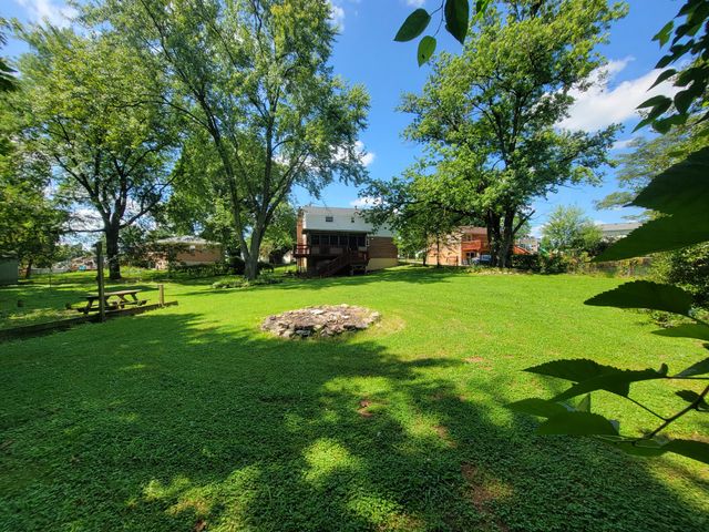 10066 Squire Drive, Florence, KY 41042