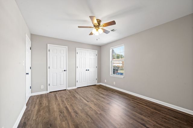 155 Jack Miller Blvd, Clarksville, TN 37042