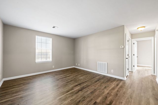 155 Jack Miller Blvd, Clarksville, TN 37042