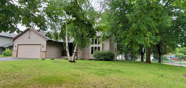 3894 123rd Avenue NW, Coon Rapids, MN 55433