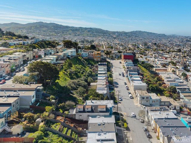 89 Athens Street, San Francisco, CA 94112