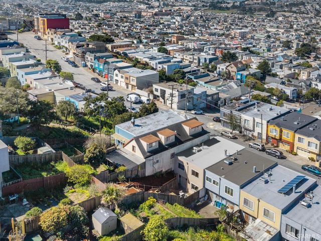 89 Athens Street, San Francisco, CA 94112