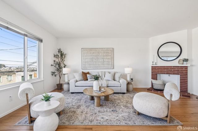 89 Athens Street, San Francisco, CA 94112