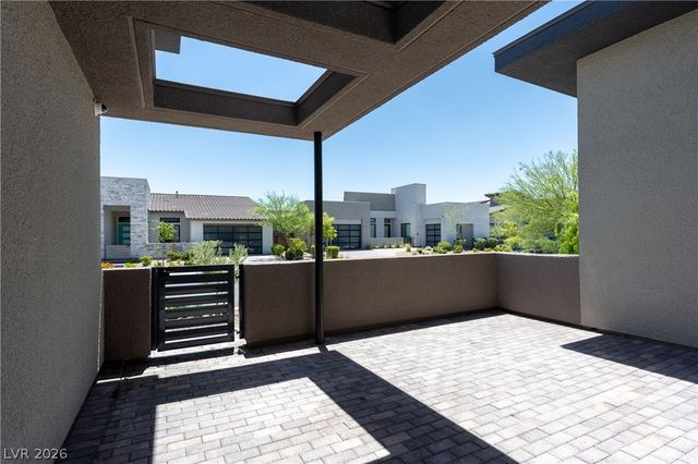 413 Vista Sunset Avenue, Las Vegas, NV 89138