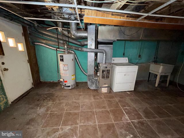 1117 TREMONT DR, Glenolden, PA 19036