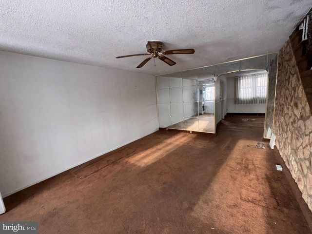 1117 TREMONT DR, Glenolden, PA 19036