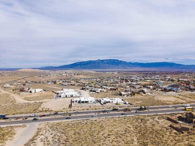 801 Acano Circle NE, Rio Rancho, NM 87124