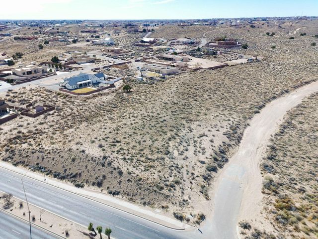 801 Acano Circle NE, Rio Rancho, NM 87124