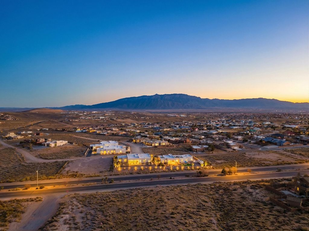 Image 27 of property listing at 801 Acano Circle NE, Rio Rancho, NM 87124