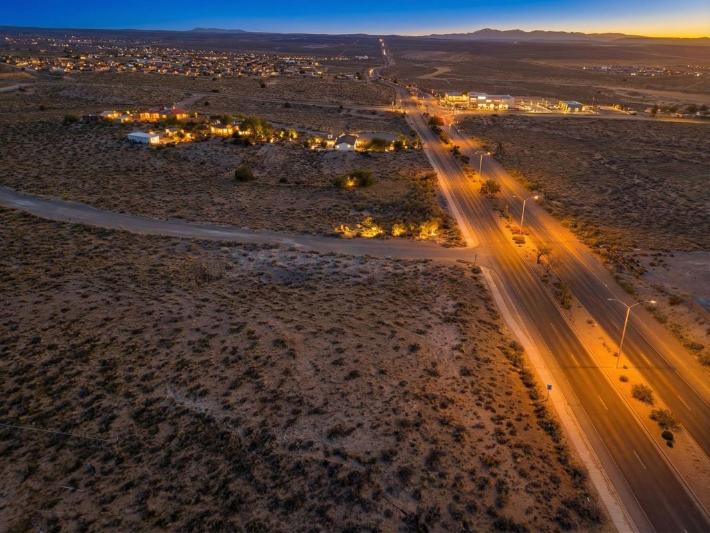 Image 29 of property listing at 801 Acano Circle NE, Rio Rancho, NM 87124