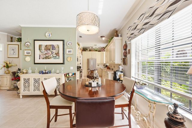 262 Sherwood Forest Drive, Delray Beach, FL 33445