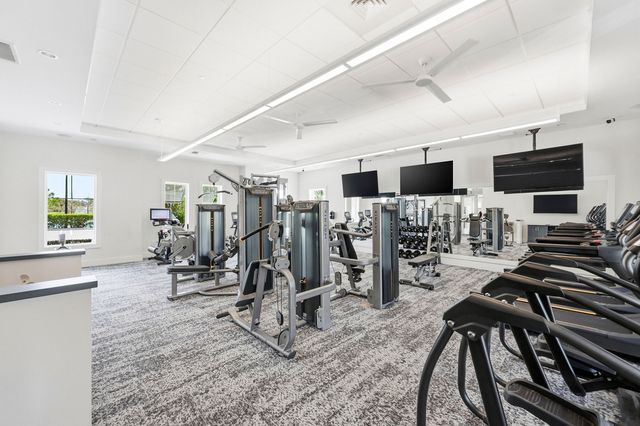 262 Sherwood Forest Drive, Delray Beach, FL 33445