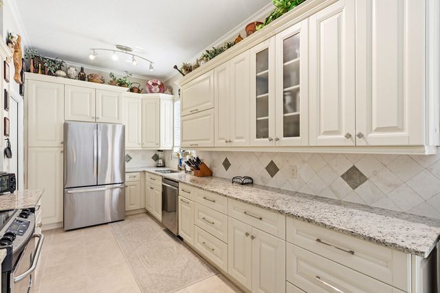 262 Sherwood Forest Drive, Delray Beach, FL 33445