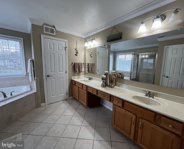 4 HUNT PLACE, Mechanicsburg, PA 17050