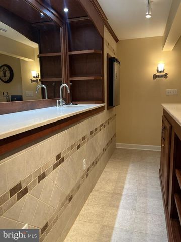 4 HUNT PLACE, Mechanicsburg, PA 17050