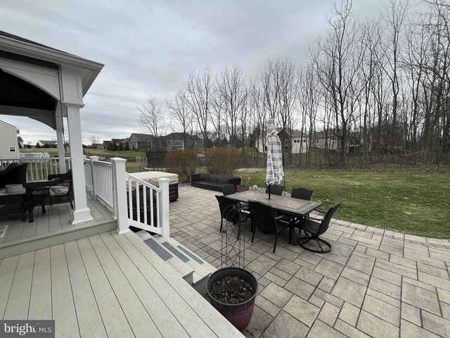 4 HUNT PLACE, Mechanicsburg, PA 17050