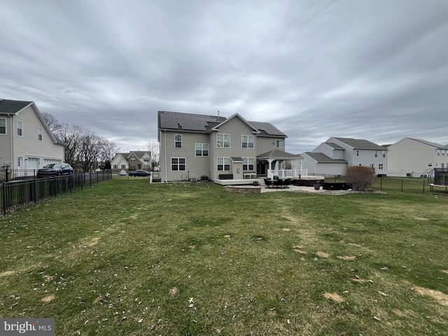 4 HUNT PLACE, Mechanicsburg, PA 17050