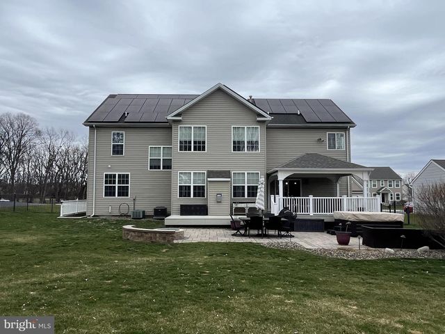 4 HUNT PLACE, Mechanicsburg, PA 17050