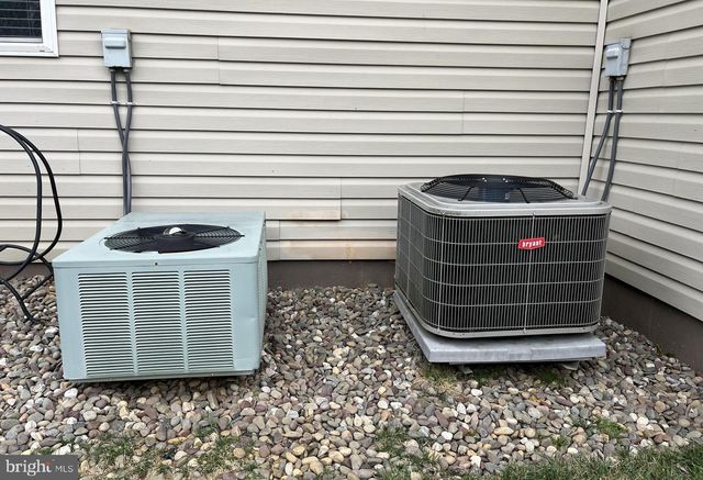 4 HUNT PLACE, Mechanicsburg, PA 17050