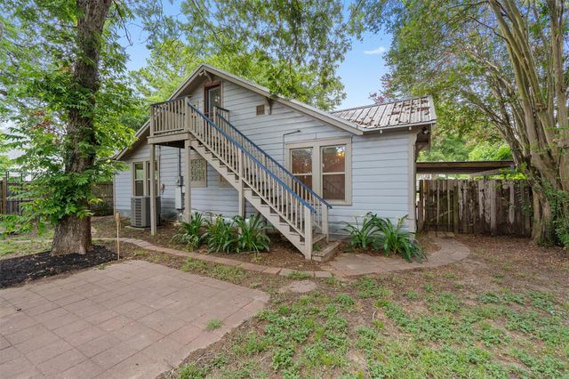 503 Short ST, Smithville, TX 78957