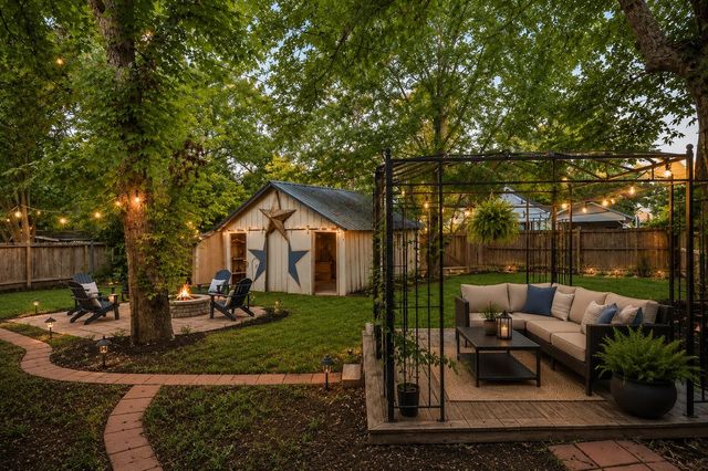 503 Short ST, Smithville, TX 78957