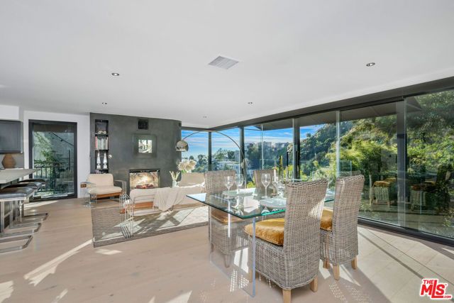 1782 Viewmont Drive, Los Angeles, CA 90069