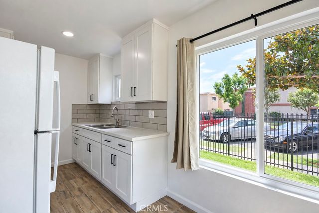 400 N Bush Street A, Anaheim, CA 92805