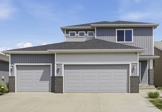 5537 38th Avenue S, Fargo, ND 58104