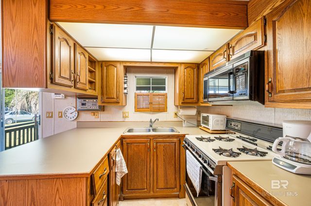 40 Buena Vista Drive, Lillian, AL 36549