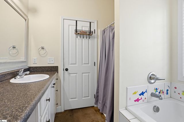 115 Dundee Court, Anderson, SC 29621