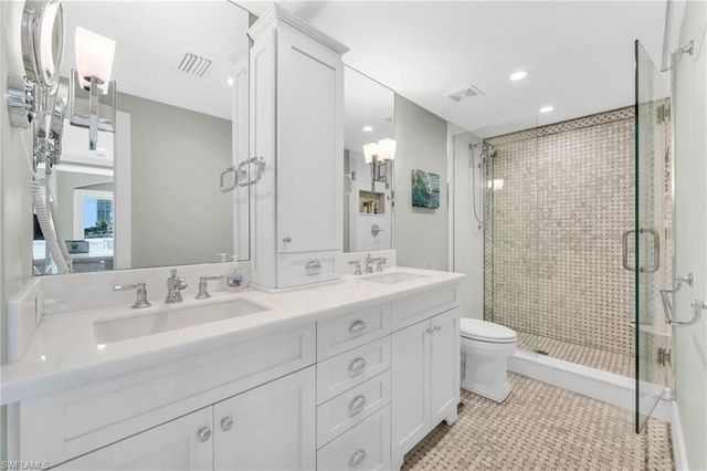 4045 Crayton RD # 4045, Naples, FL 34103