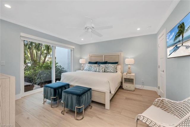 4045 Crayton RD # 4045, Naples, FL 34103