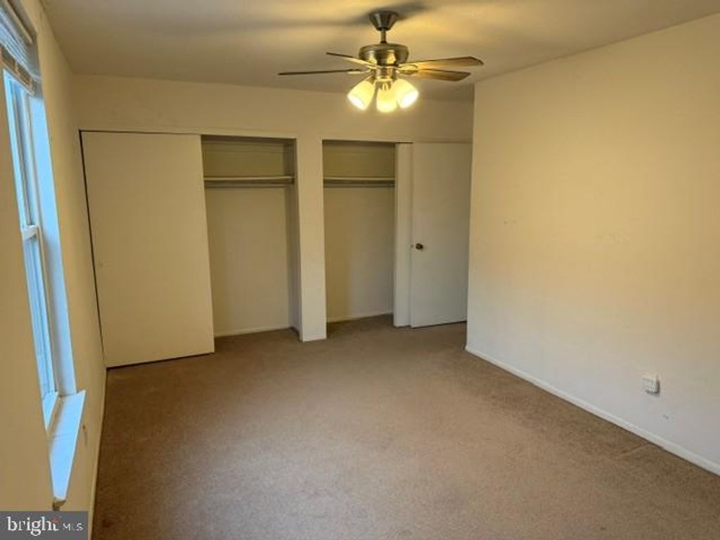Image 15 of property listing at 2160 CONWELL AVE, Philadelphia, PA 19115