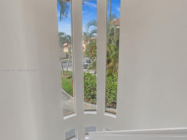 11407 Lakeview Dr 4-A, Coral Springs, FL 33071