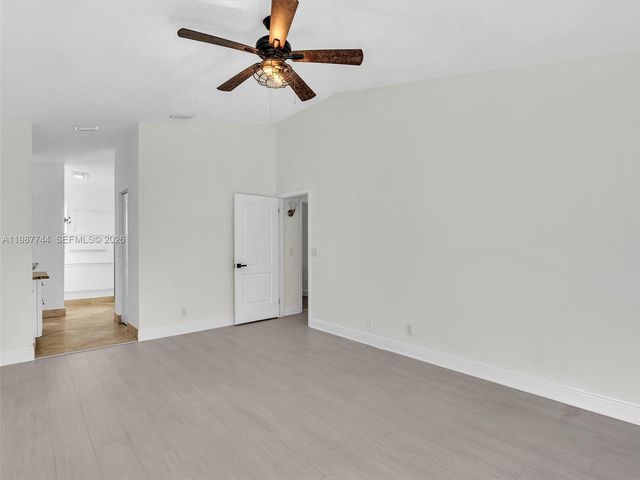 11407 Lakeview Dr 4-A, Coral Springs, FL 33071