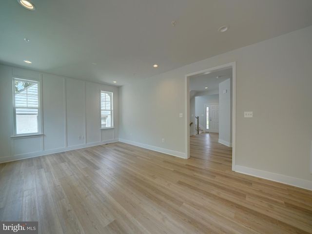 9429 FAIRVIEW AVE, Laurel, MD 20723