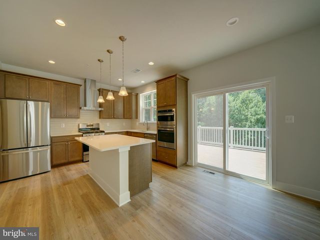 9429 FAIRVIEW AVE, Laurel, MD 20723
