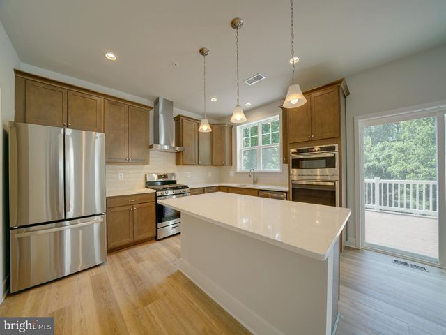 9429 FAIRVIEW AVE, Laurel, MD 20723