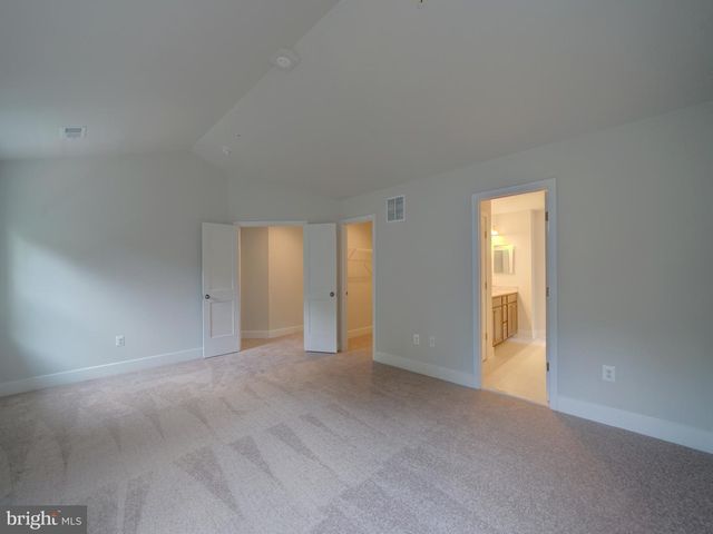 9429 FAIRVIEW AVE, Laurel, MD 20723