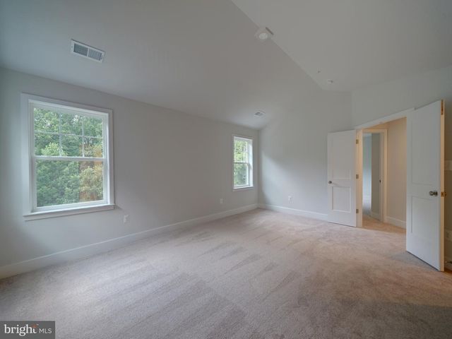 9429 FAIRVIEW AVE, Laurel, MD 20723