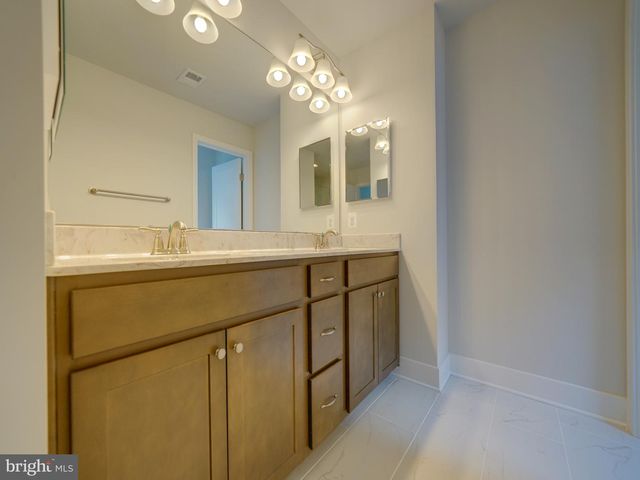 9429 FAIRVIEW AVE, Laurel, MD 20723