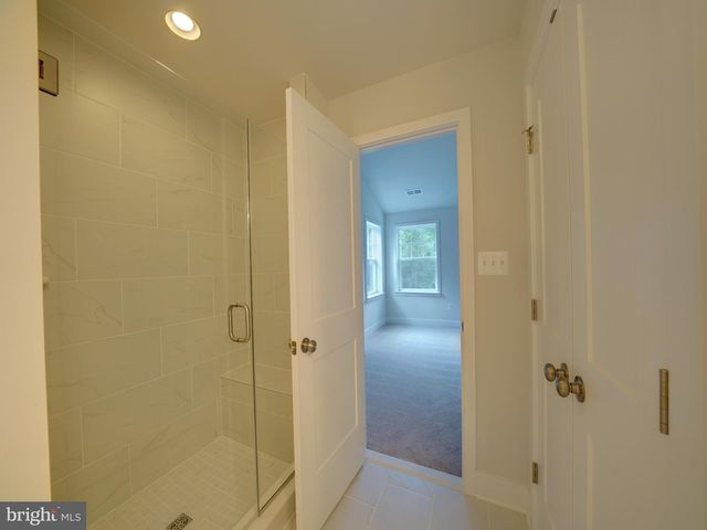 9429 FAIRVIEW AVE, Laurel, MD 20723